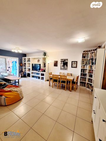 דירת גן, דרך לב השרון, קדימה צורן