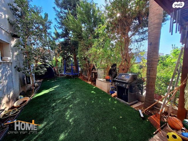 דירת גן, קדימה צורן