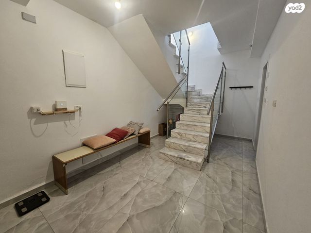 דופלקס, הכנסת 3, רסקו ב', חולון