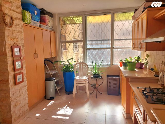 דירה, זרובבל, מרכז מזרחי, נס ציונה