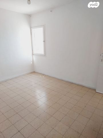 דירה, אבן גבירול, רובע ב', אשדוד