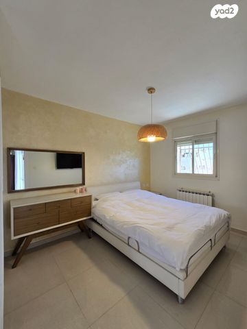 דירה, יוסף נדבה, פסגת זאב, ירושלים