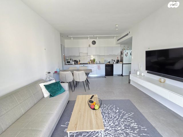 דירה, יחיאל צ'לנוב, תקומה / קרית חזני, פתח תקווה