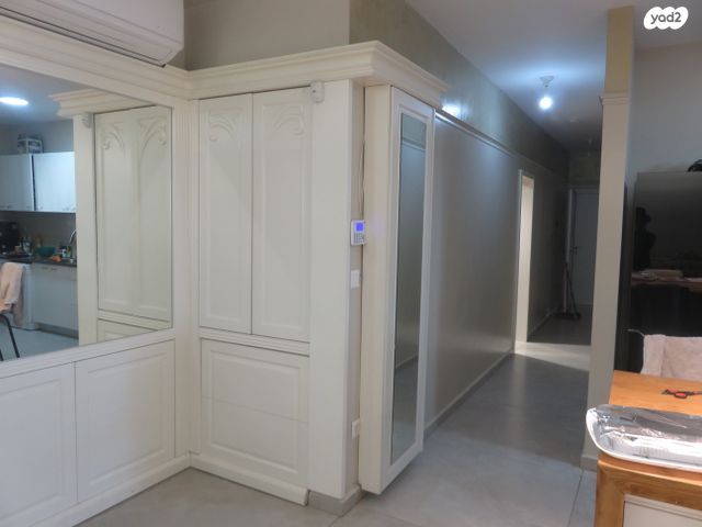 דירת גן, רב חנן, בית שמש