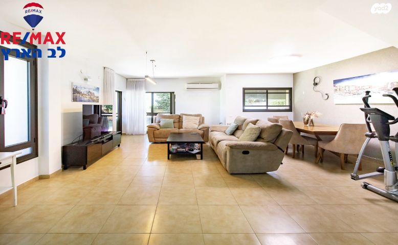 בית פרטי/ קוטג', אלון, ראש העין