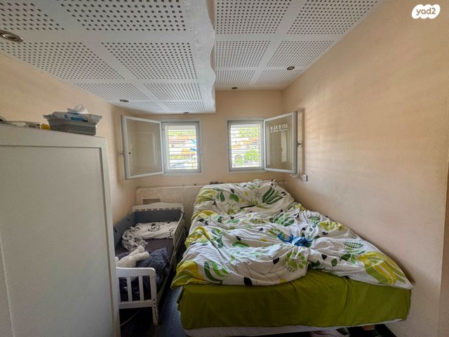 דו משפחתי, קרית חרושת, קרית טבעון