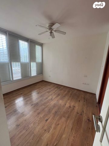 דירה, קרליבך, מרכז העיר דרום, נתניה