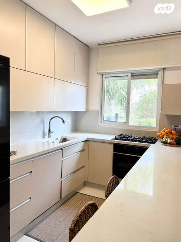 דירת גן, נחל שורק, משואה, מודיעין מכבים רעות