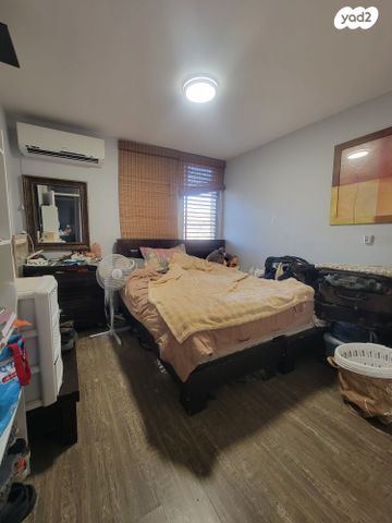 דירה, לוחמי הגטאות, דרום, צפת