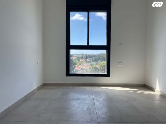 דירה, בית גוברין, רמת השרון