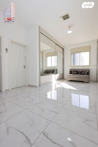 דופלקס, דרך דון יצחק אברבנאל 19, רמת אפרים, נתניה