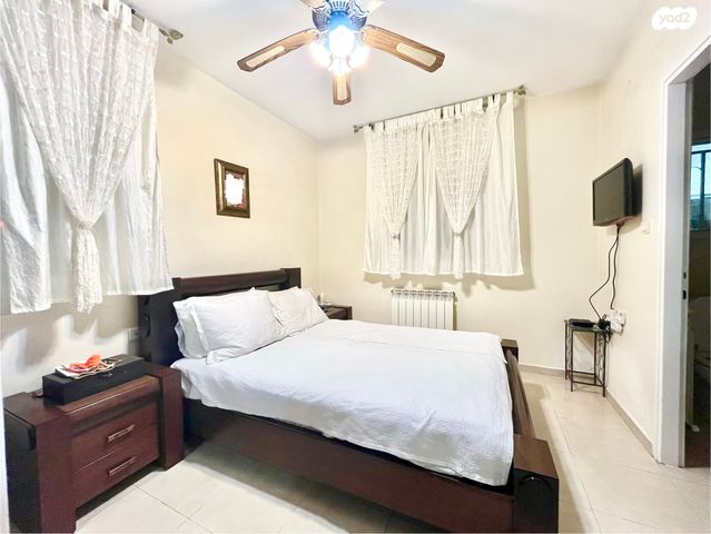 דירת גן, מזל טלה, פסגת זאב, ירושלים