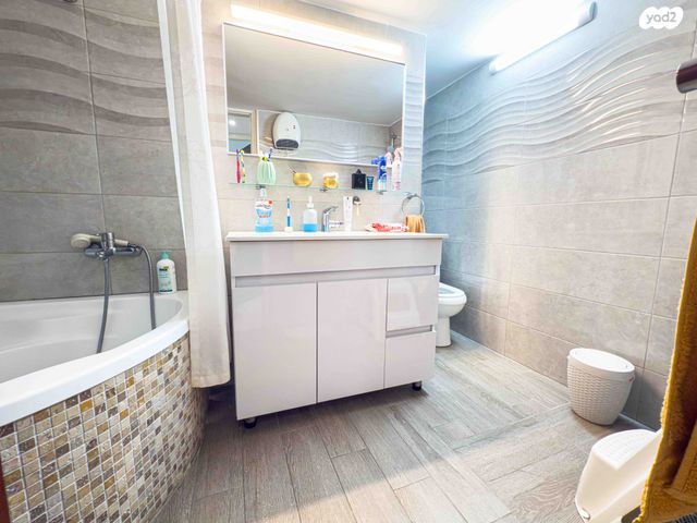 דירה, ורד, קרית מוצקין