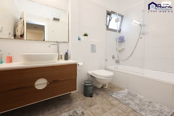 דירה, אבן גבירול, הרצליה