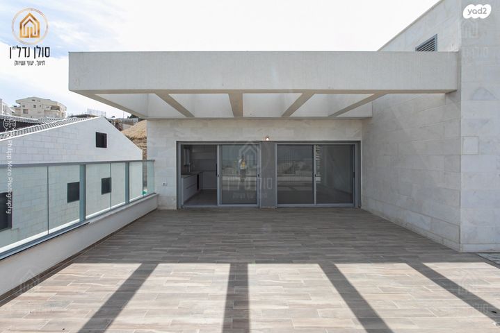 גג/ פנטהאוז, גבעת זמר, חיפה