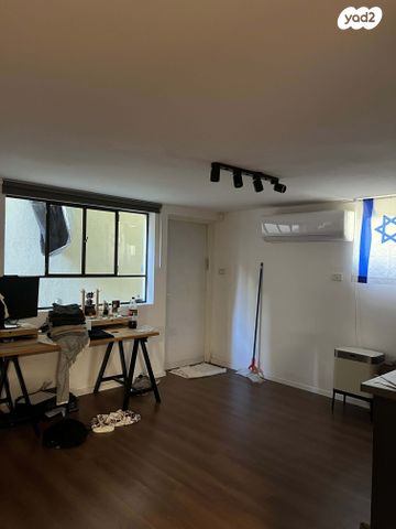 דו משפחתי, מרדכי רומנו, תל ברוך, תל אביב יפו