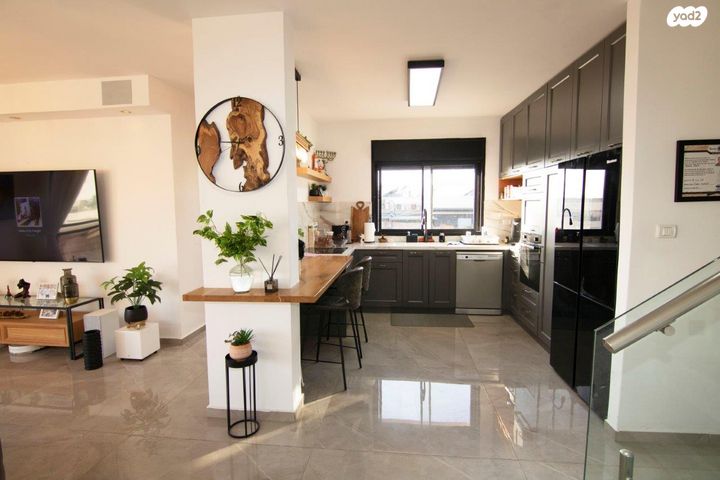 גג/ פנטהאוז, קרית שלום, תל אביב יפו