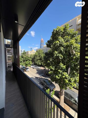 דירה, ישראל ב"ק, מונטיפיורי, הרכבת, תל אביב יפו