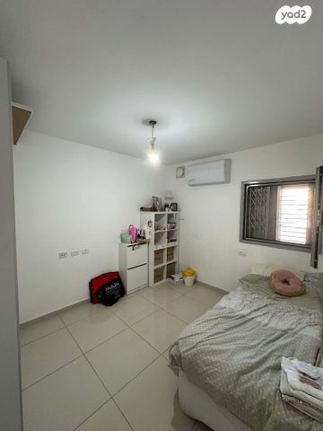 דירת גן, אופקים