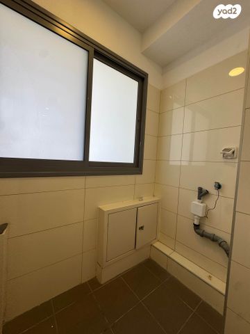 דירה, דרך כרמית, עין כרם, ירושלים