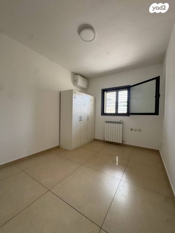 דירה, דרך כרמית, עין כרם, ירושלים