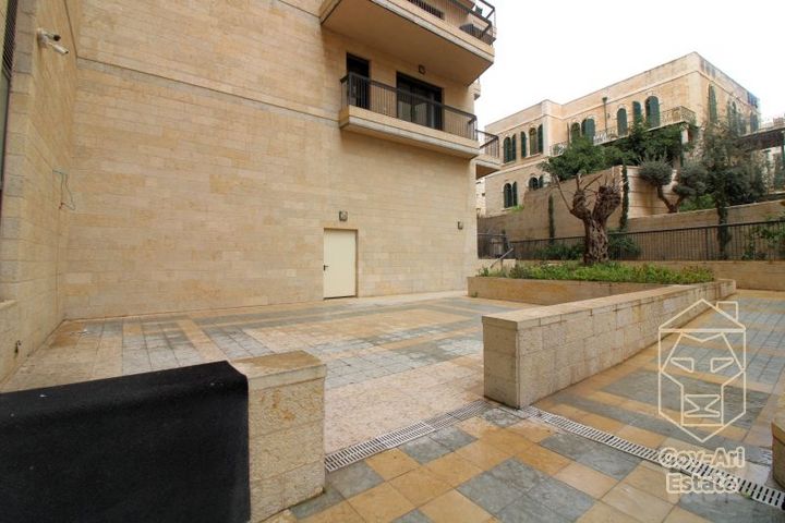 דירה למכירה בירושלים (תיווך) — 3