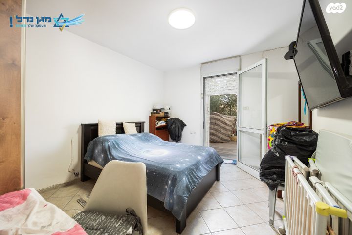 דירה, אלי תבין, ירושלים