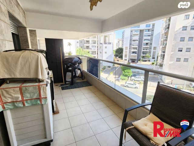 דירה, עוזי נרקיס 5, קרית רבין, חולון