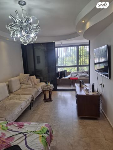 דירה, קרן היסוד 38, רובע ד', אשדוד