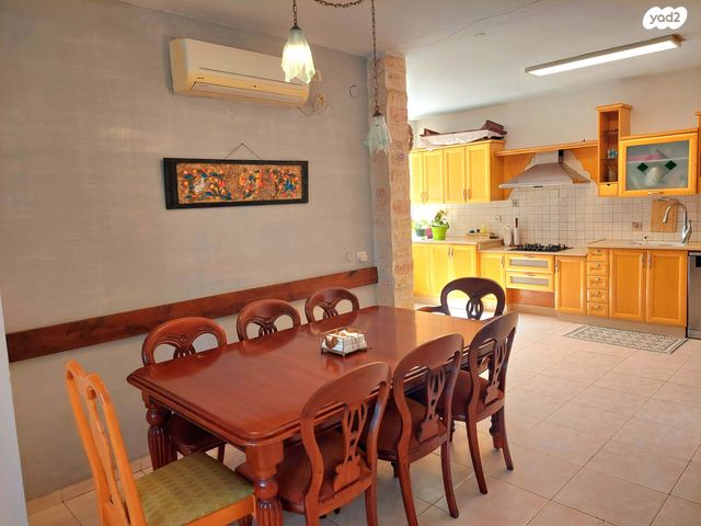 דירה, זרובבל, מרכז מזרחי, נס ציונה