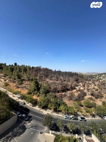 דירה, דרך כרמית, עין כרם, ירושלים