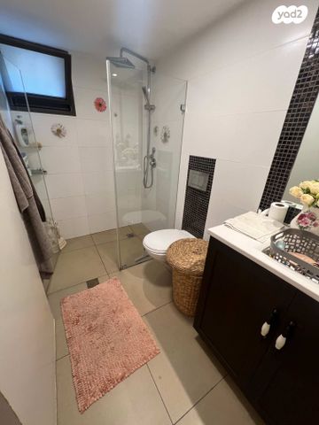 דירת גן, ד"ר יואכים כספרי, נעמ"ת, חיפה