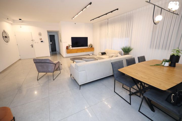 דירה, יוסף בורג, נווה זאב, נאות אילן, באר שבע