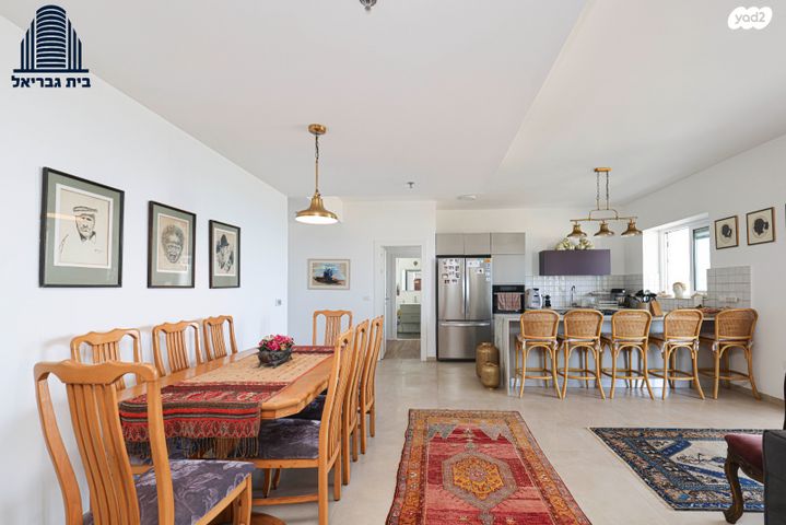 דירה, שדרות רחבעם זאבי, גבעת אולגה, חדרה