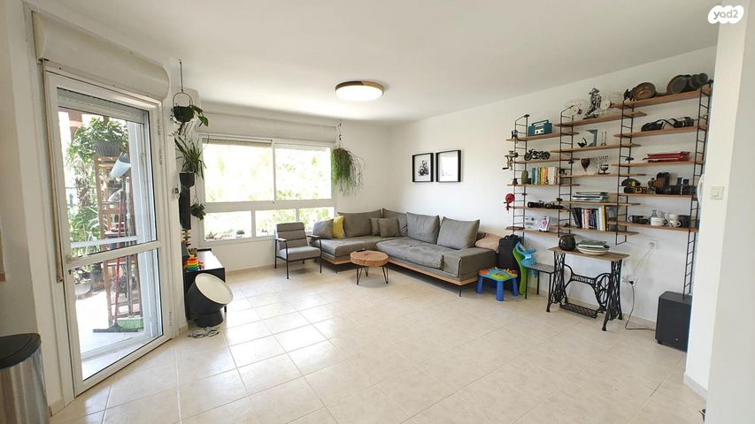 דירה, עמק האלה, הנביאים, מודיעין מכבים רעות