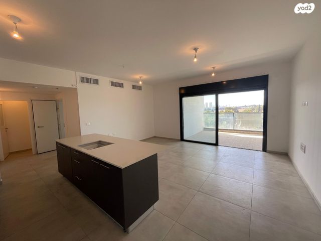 דירה, בית גוברין, רמת השרון