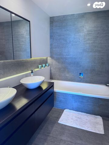 דירה, הרצליה פיתוח, הרצליה