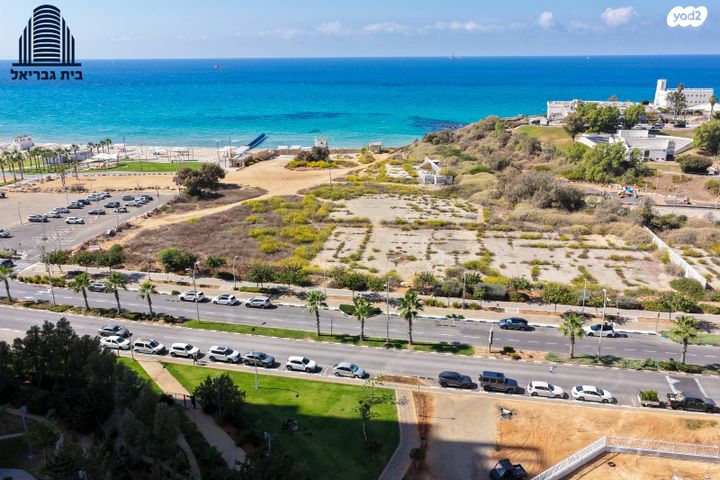 דירה, שדרות רחבעם זאבי, גבעת אולגה, חדרה