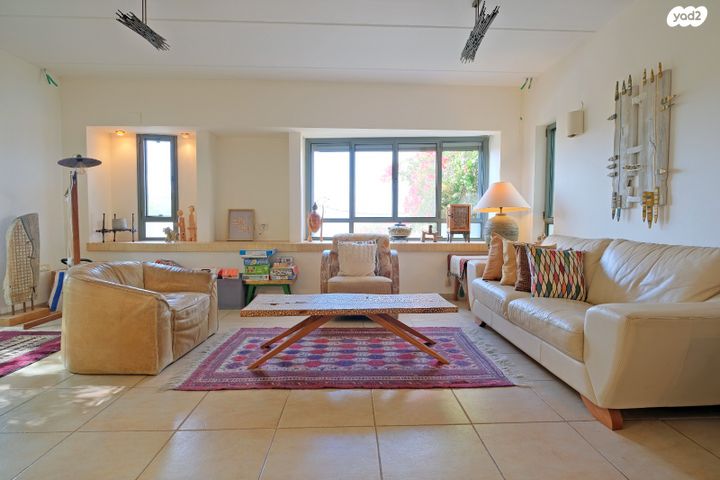 בית פרטי/ קוטג', דרך הסנונית, עצמון שגב