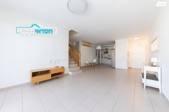 גג/ פנטהאוז, יעקב סלע, ניר אביב, תל אביב יפו