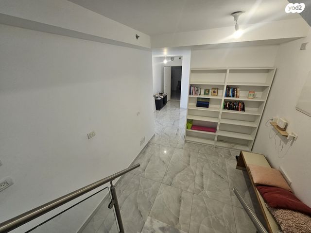 דופלקס, הכנסת 3, רסקו ב', חולון