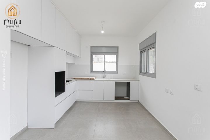 דירת גן, גבעת זמר, חיפה