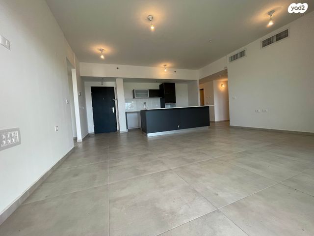 דירה, בית גוברין, רמת השרון