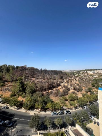 דירה, דרך כרמית, עין כרם, ירושלים