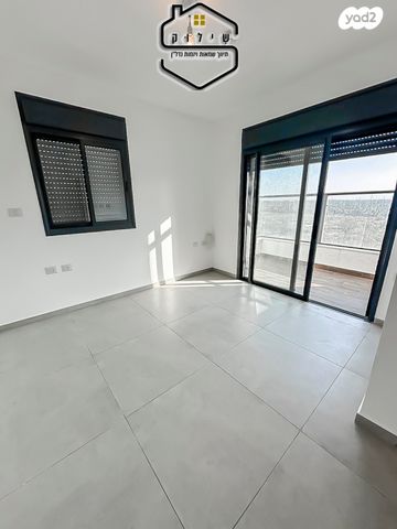 גג/ פנטהאוז, שדרות עמק יזרעאל, שקמים ואגמים, אשקלון