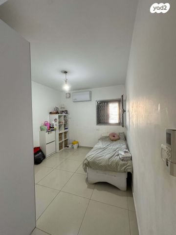 דירת גן, אופקים