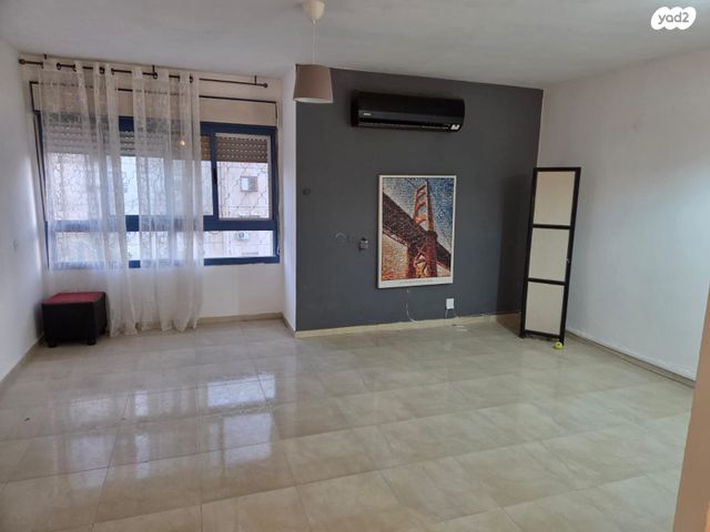 דירה, אשר ברש, נווה זאב, נאות אילן, באר שבע