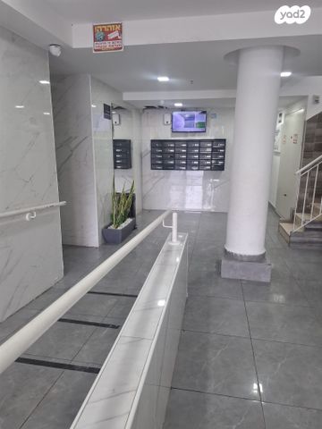 דירה, קרן היסוד 38, רובע ד', אשדוד