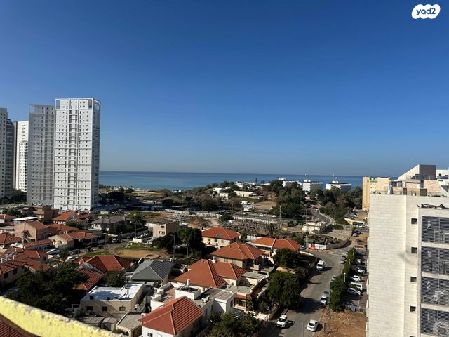 גג/ פנטהאוז, שדרות מנחם בגין, גבעת אולגה, חדרה