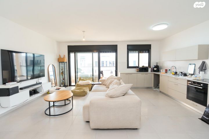 גג/ פנטהאוז, אור ים, אור עקיבא